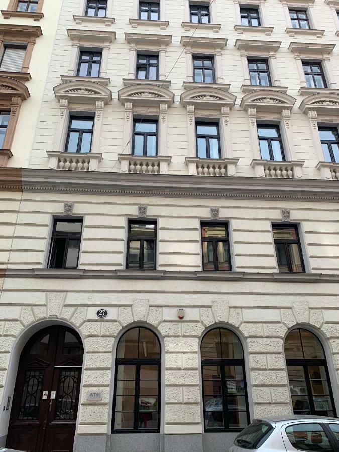 Vienna'S Most Charming Home Екстериор снимка